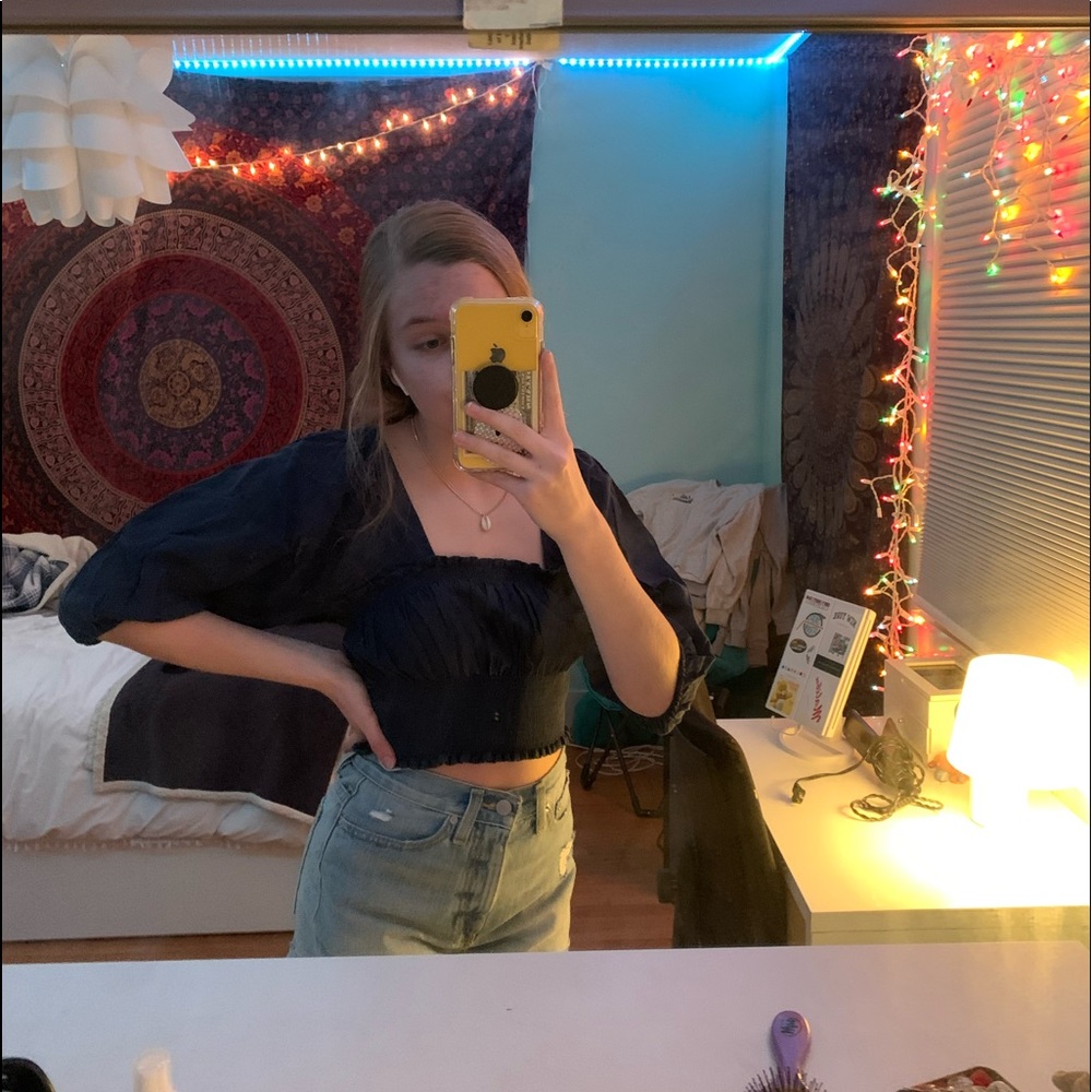 American Eagle blue top!